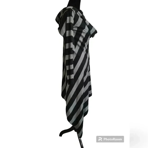 ASHLEY STEWART Soft Striped Long Sleeve Handkerchief Hem Dress - Picture 2 of 5